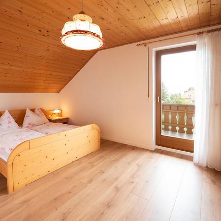Marolhof Apartment Cornaiano Bagian luar foto